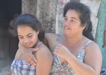 Catia's 14 year old daughter wants to study marine biology at university.
